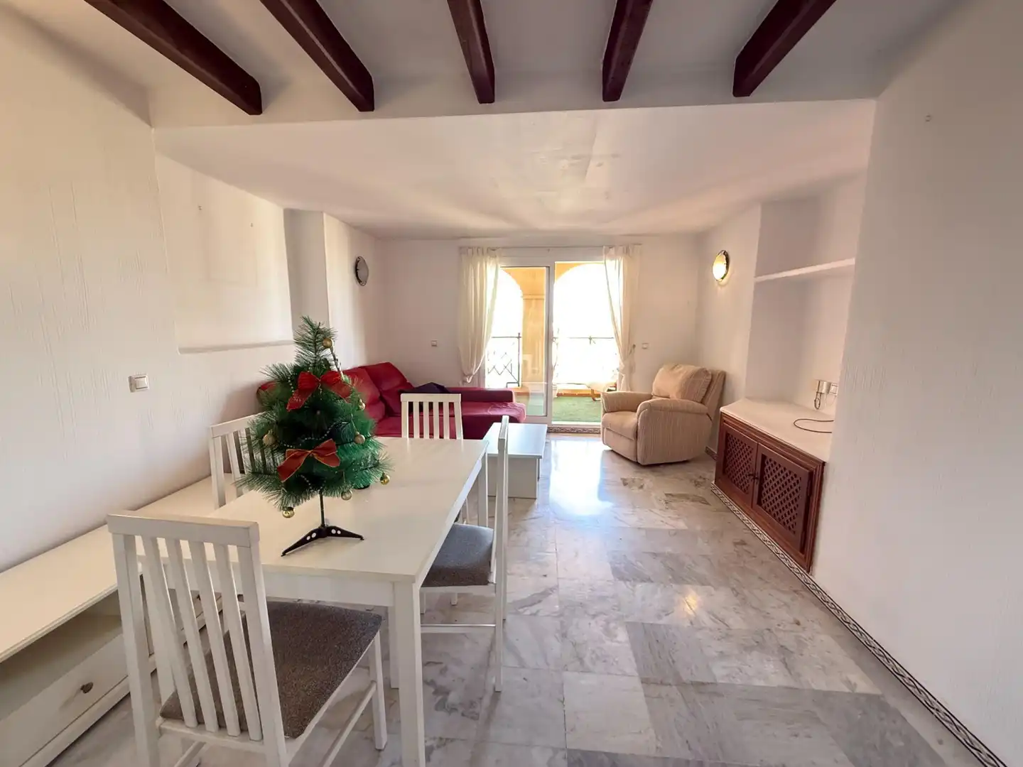 Sala de estar de Apartamento en venta en Torrevieja con Aire acondicionado, Terraza y Amueblado
