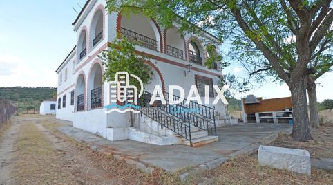 Foto 2 de Casa adosada en venta en Carretera de Sierra de Fuentes Cáceres, Valdesalor - Rincón de Ballesteros, Cáceres Capital
