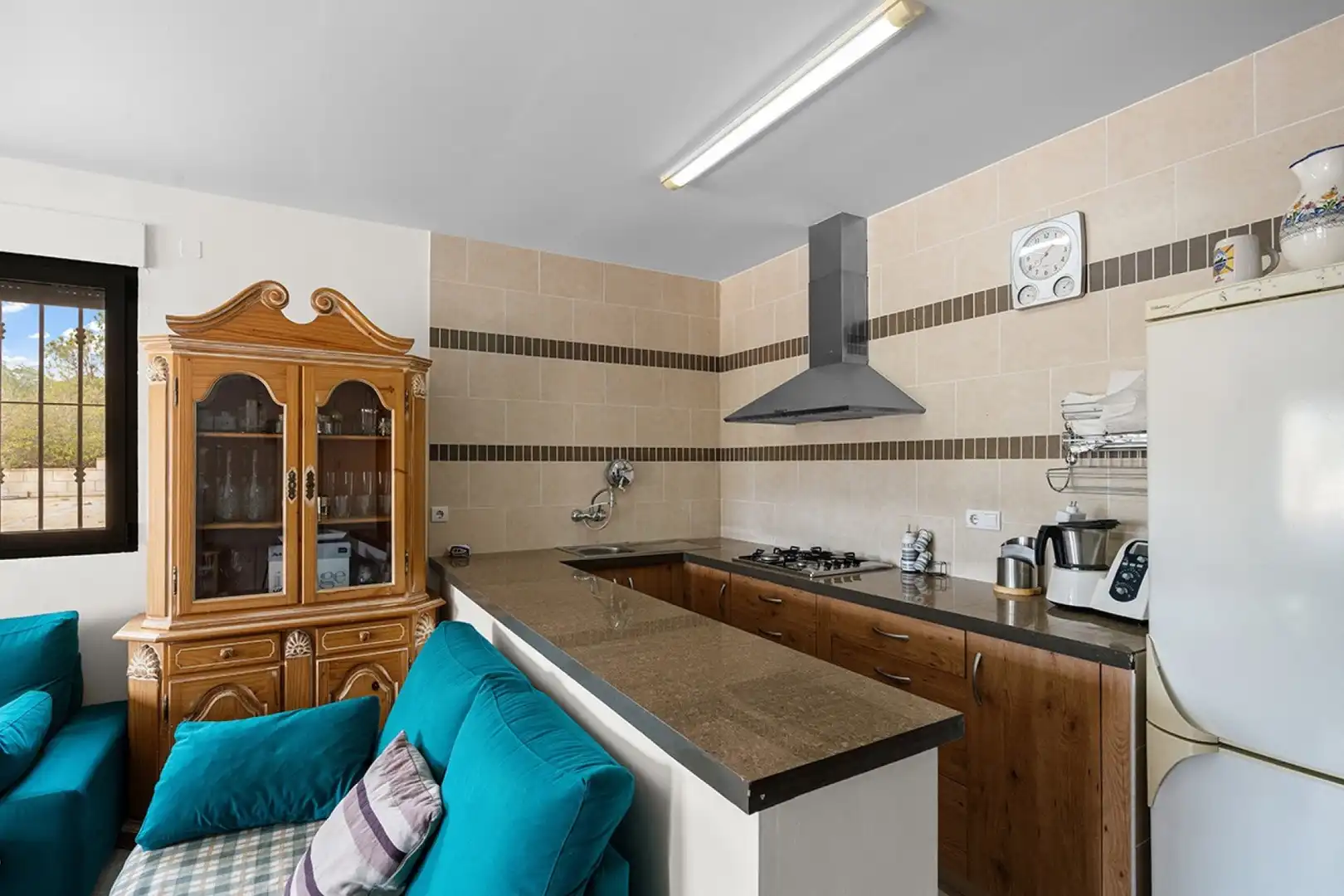 Cocina de Casa o chalet en venta en Alicante / Alacant con Aire acondicionado, Jardín privado y Terraza