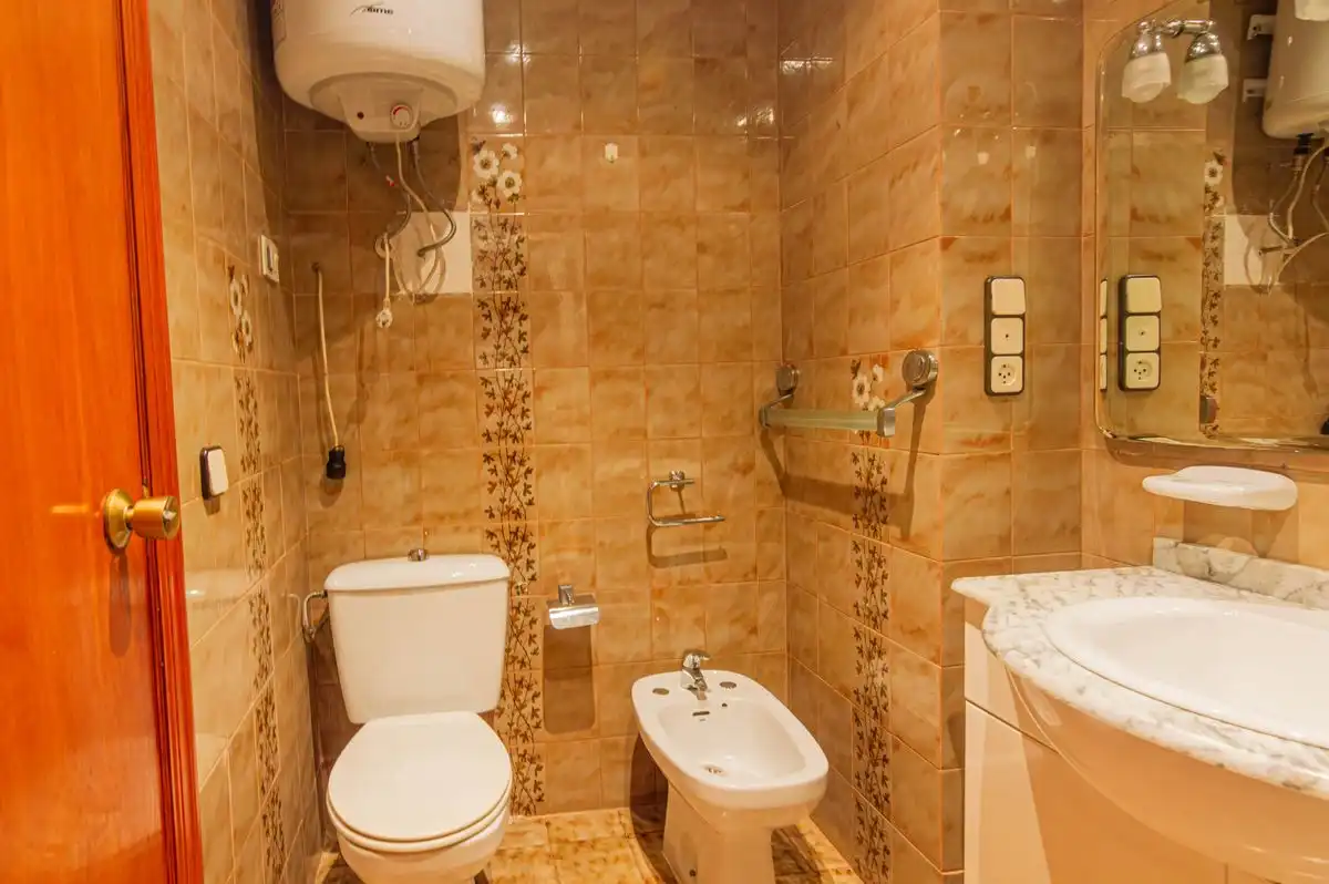 Bathroom of Flat for sale in Alberic  with Heating, Terrace and Balcony