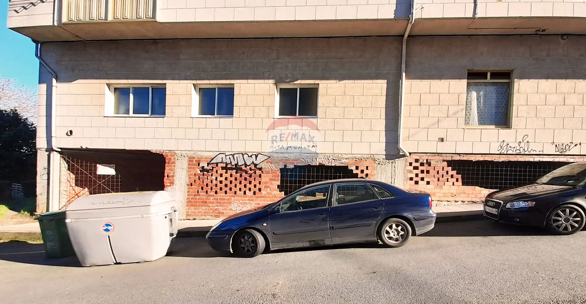 Parking de Local en venta en Betanzos