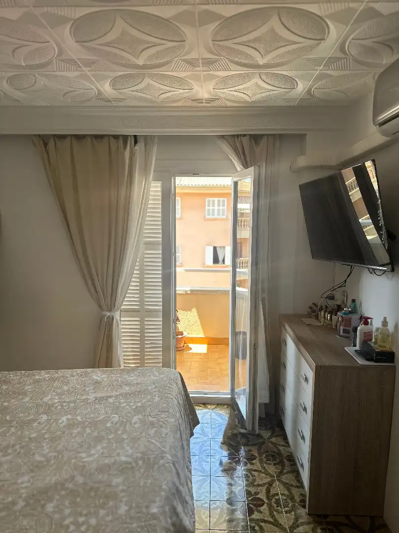 Dormitori de Pis en venda en  Palma de Mallorca amb Aire condicionat, Moblat i Balcó