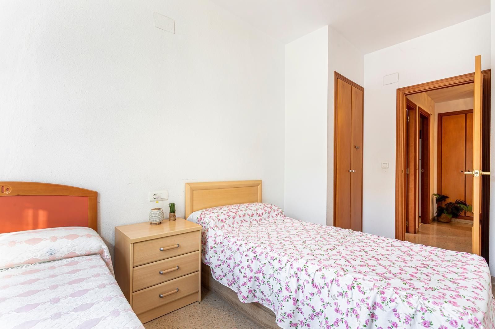 Bedroom of Flat for sale in Xirivella  with Air Conditioner, Storage room and Alarm