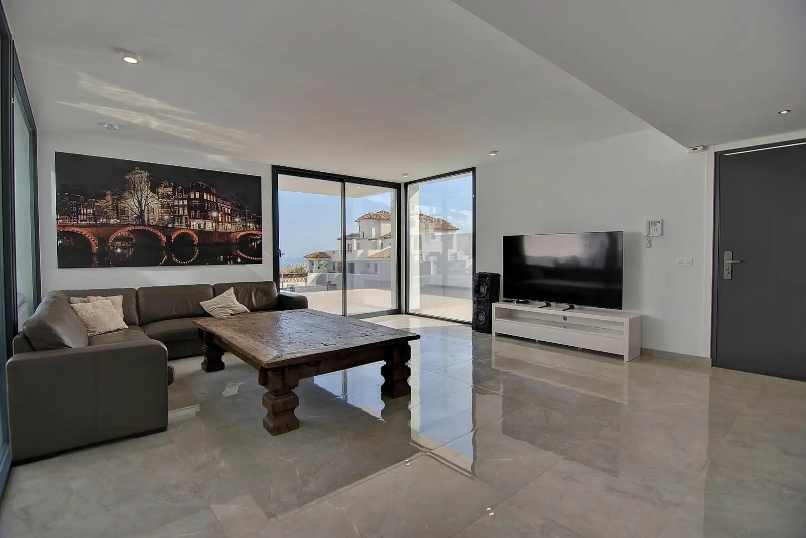 Villa con piscina in vendita a Golf Bahía, imagen 30