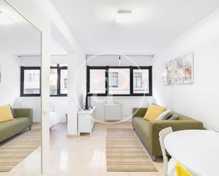 Exterior view of Flat to rent in  Barcelona Capital  with Air Conditioner, Heating and Furnished