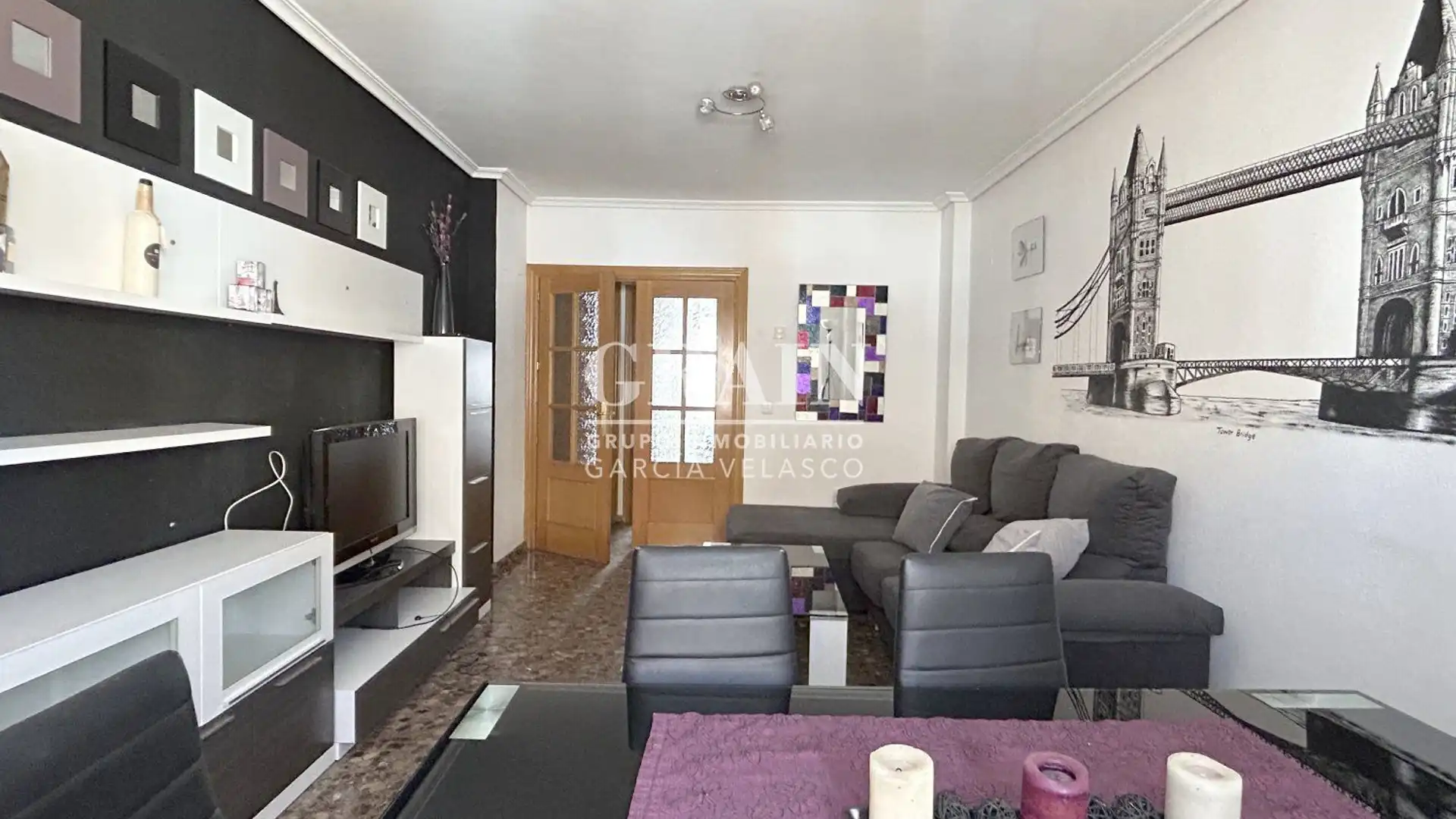 Living room of Flat for sale in  Albacete Capital  with Air Conditioner, Heating and Storage room