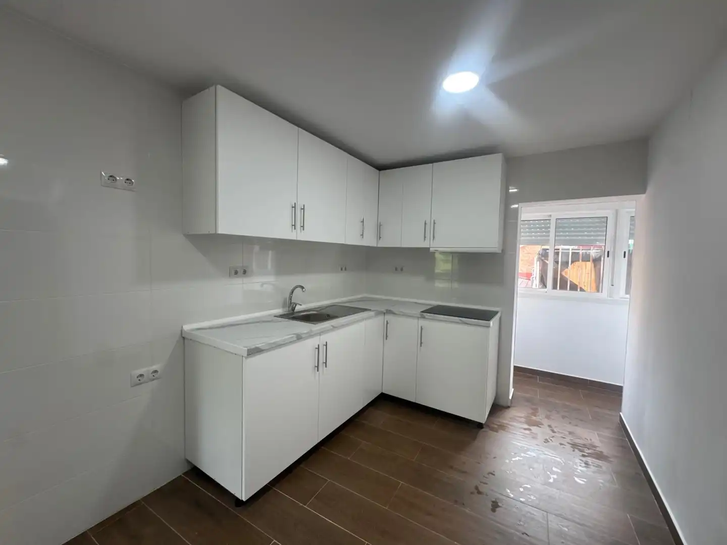 Cocina de Piso en venta en  Madrid Capital con Calefacción y Terraza