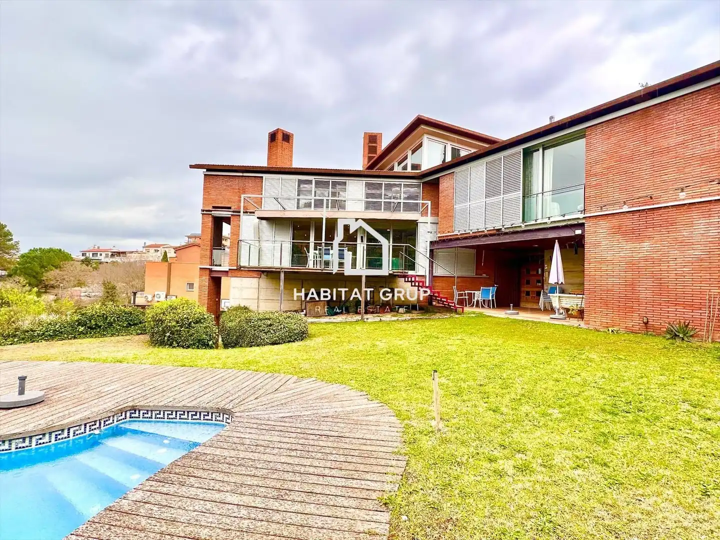 Vista exterior de Casa o chalet en venta en Girona con Aire acondicionado, Calefacción y Jardín privado