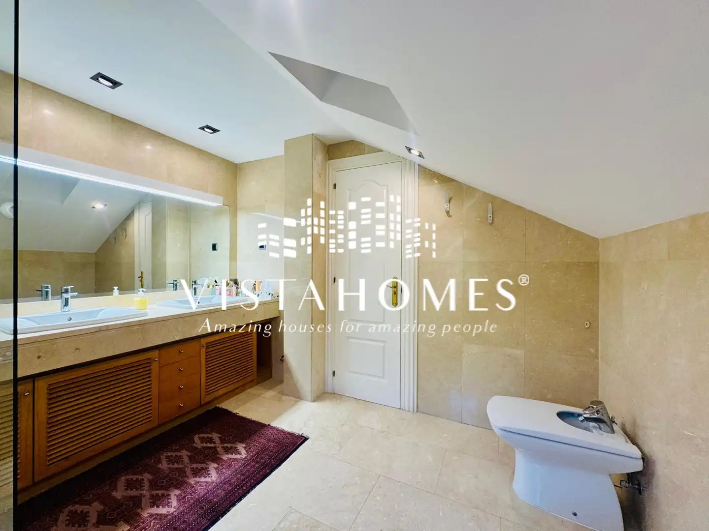 Bathroom of Houses for sale in Ciudalcampo  with Air Conditioner, Heating and Private garden