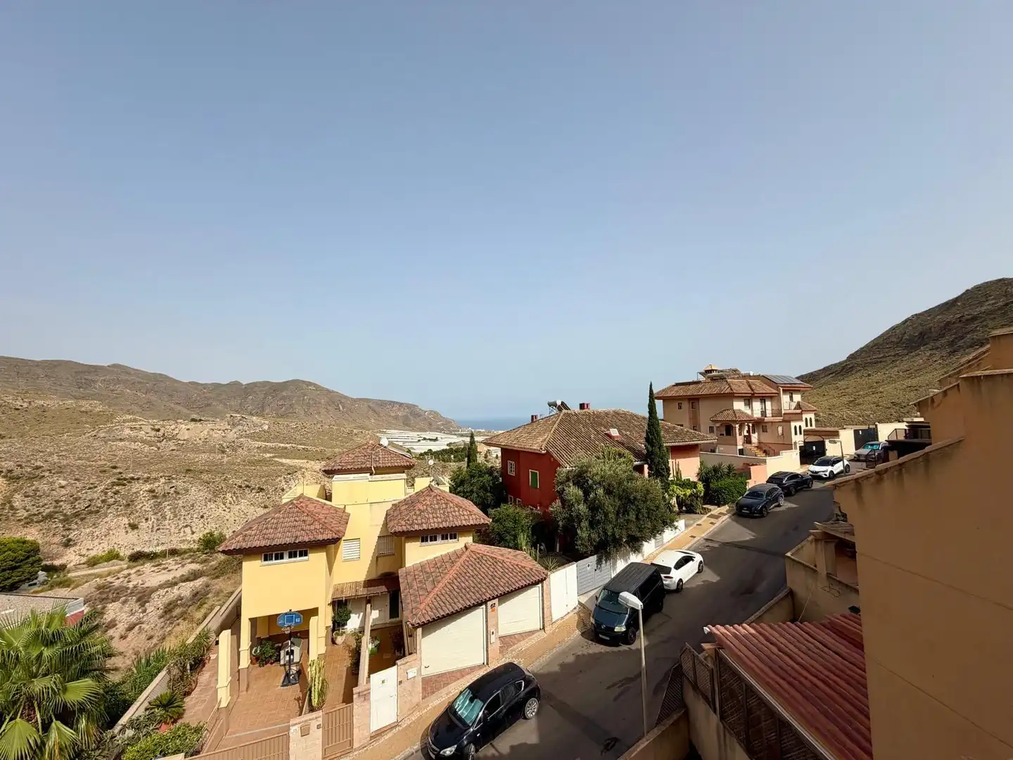 Vista exterior de Casa adosada en venda en Vícar amb Terrassa, Traster i Piscina comunitària