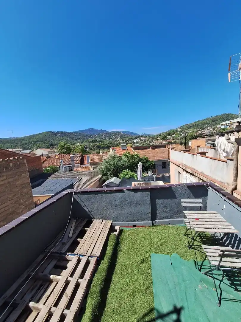 Terrassa de Pis en venda en Castellar del Vallès amb Aire condicionat, Piscina i Balcó