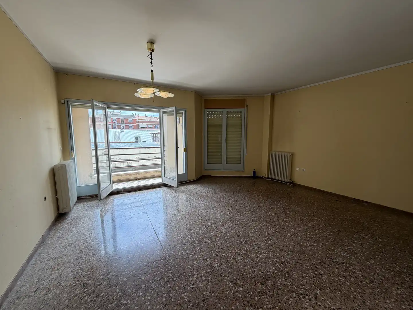 Sala d'estar de Pis en venda en Tàrrega amb Calefacció i Balcó