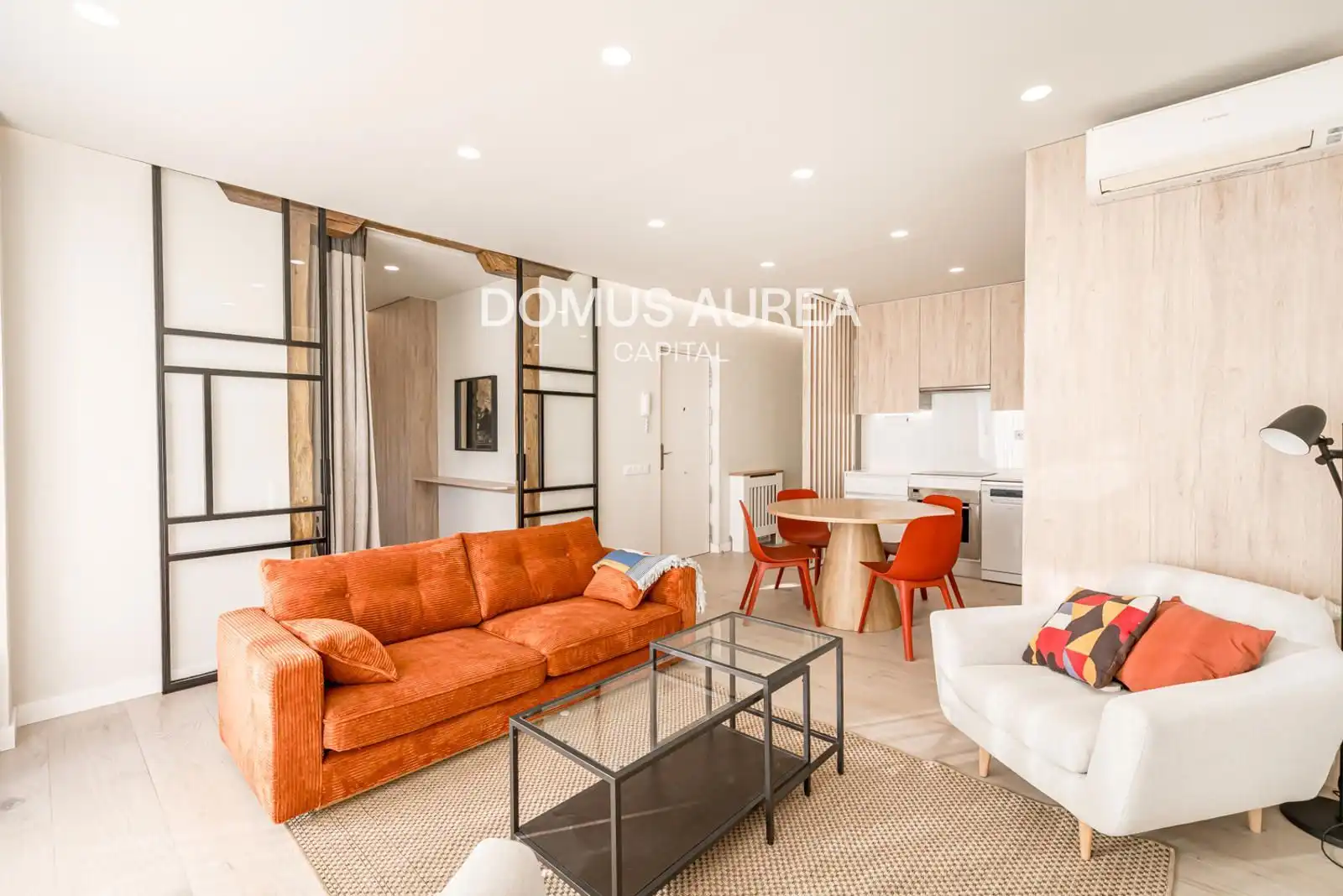 Living room of Attic for rent in Madrid  with Air Conditioner, Heating and Terrace