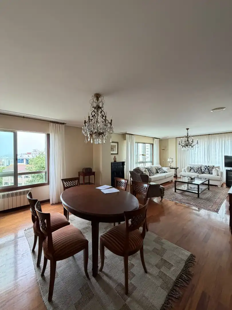 Comedor de Piso en venta en A Coruña Capital  con Calefacción, Parquet y Trastero