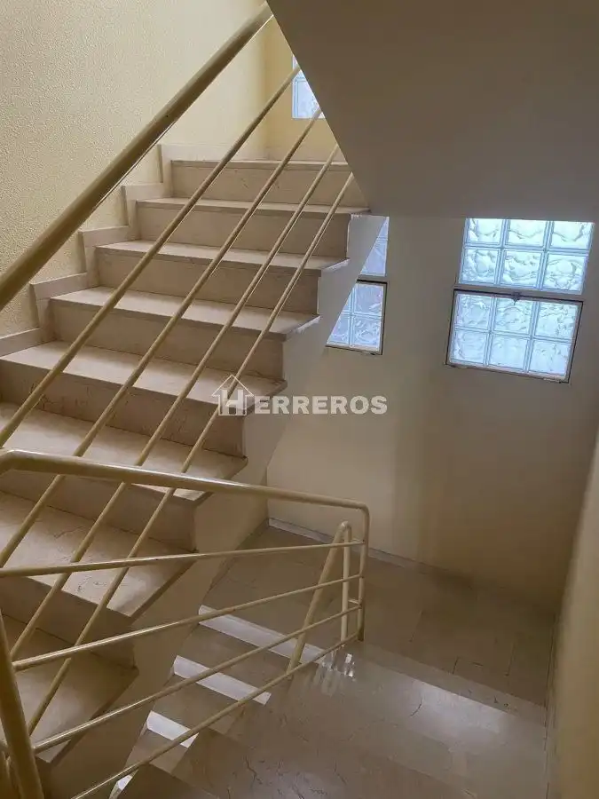 Apartament en venda en Albelda de Iregua amb Calefacció i Moblat