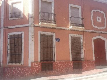 Casa bifamiliare in vendita a Hellín
