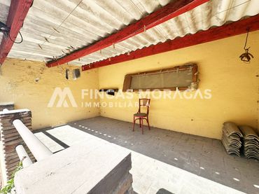 Casa amb jardí en venda a Calle Colón