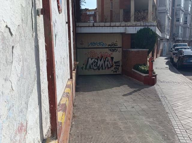 Garaje en Alquiler en Calle de los Yébenes, 114 en Puerta del Ángel