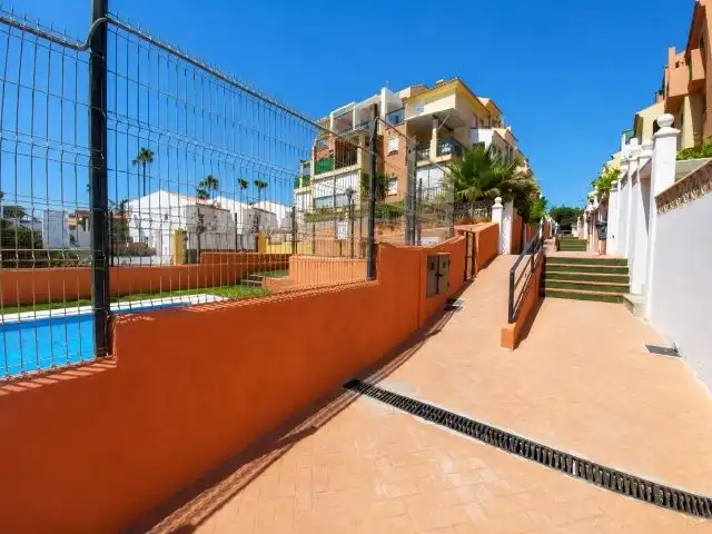 Pis amb piscina en venda a Alcorrín, imagen 12
