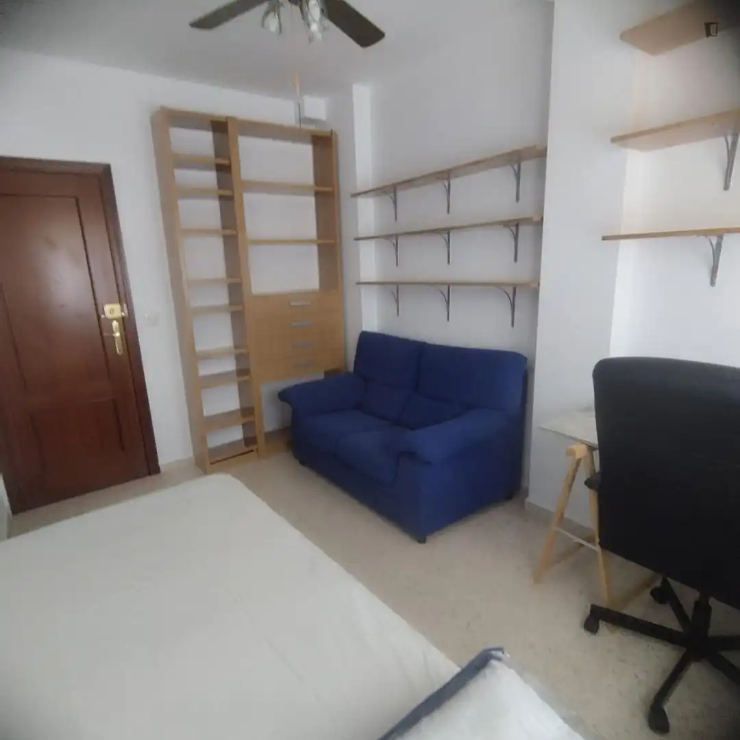 Habitació a Cerrillo de Maracena - Periodistas