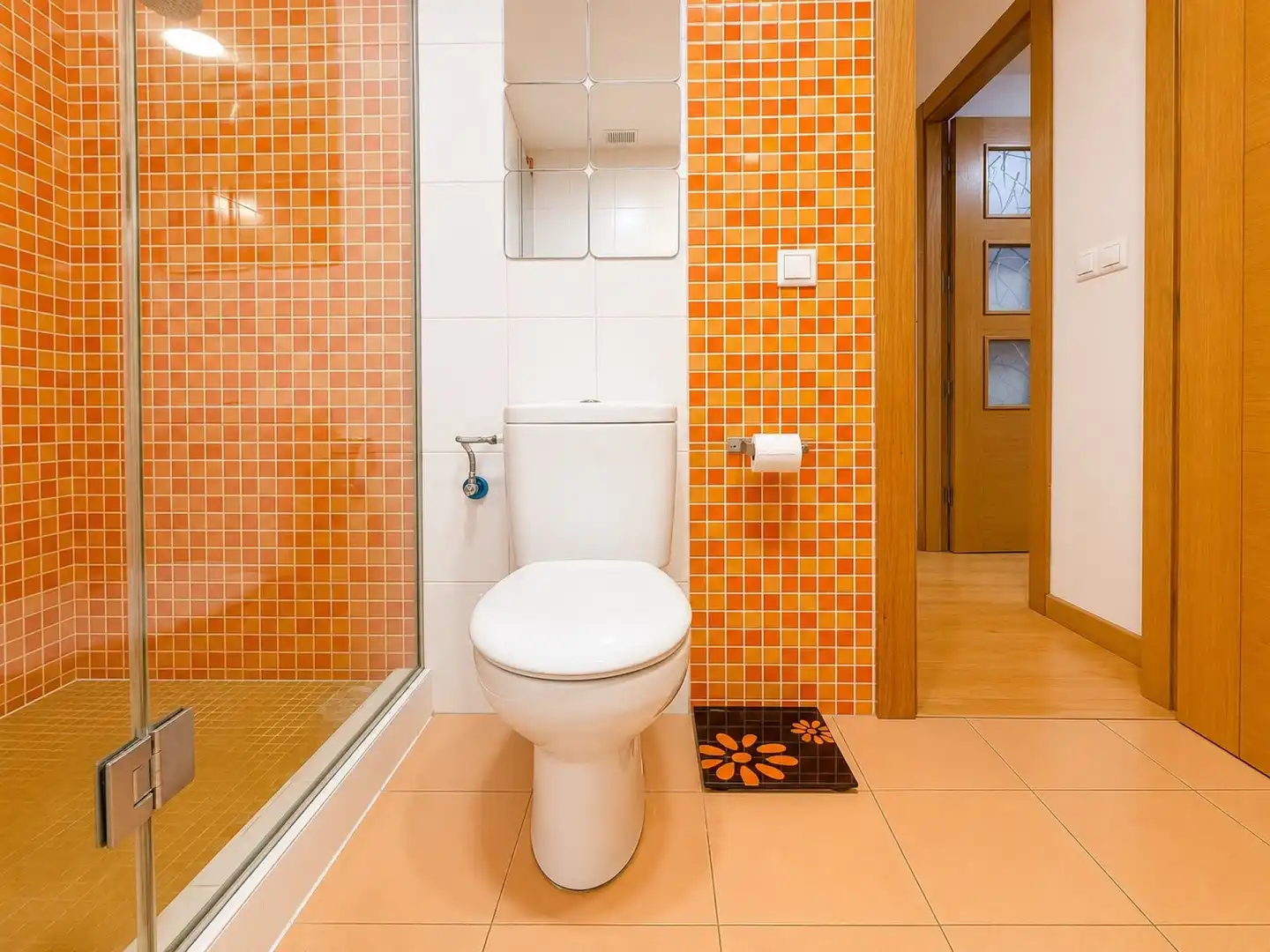 Baño de Apartamento en venta en Elda con Calefacción y Amueblado