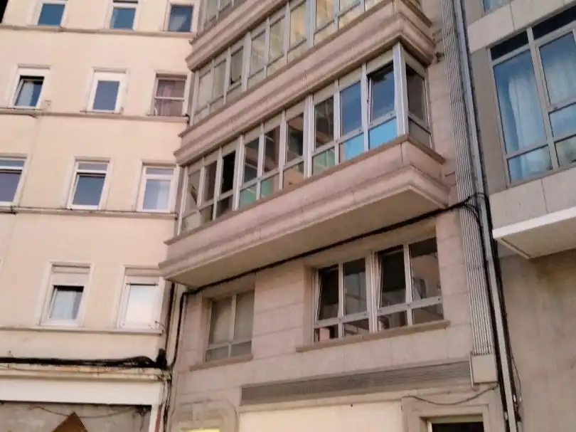 Vista exterior de Pis en venda en A Coruña Capital  amb Balcó