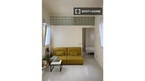 Exterior view of Flat to rent in  Madrid Capital  with Air Conditioner, Heating and Furnished