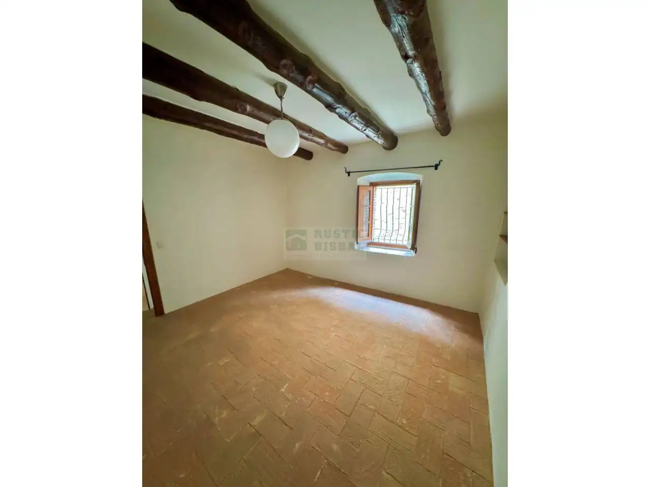 Country homes for sale in Colomers, Girona