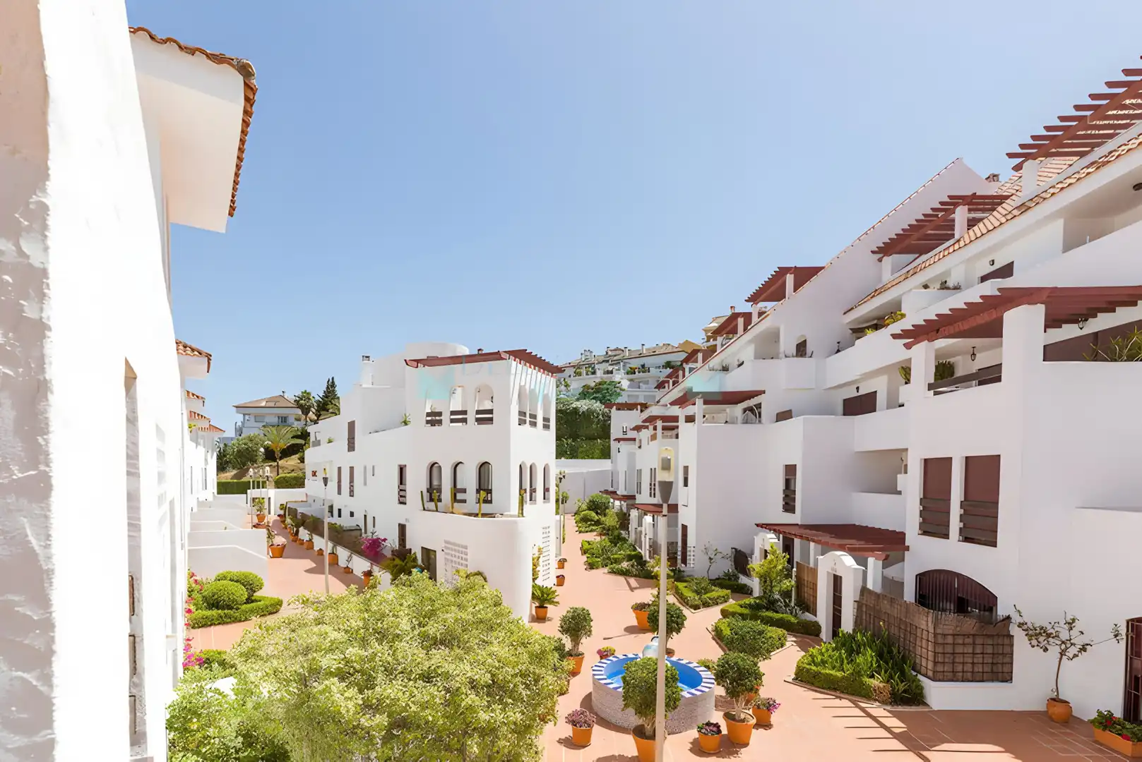 Apartament amb piscina en venda a Nueva Andalucía, imagen 24