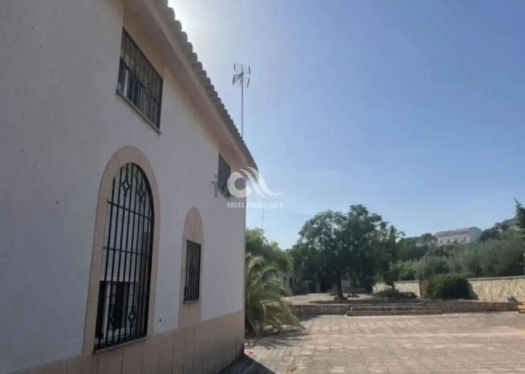 Villa con piscina in vendita a Periurbano Este - Campiña, imagen 3