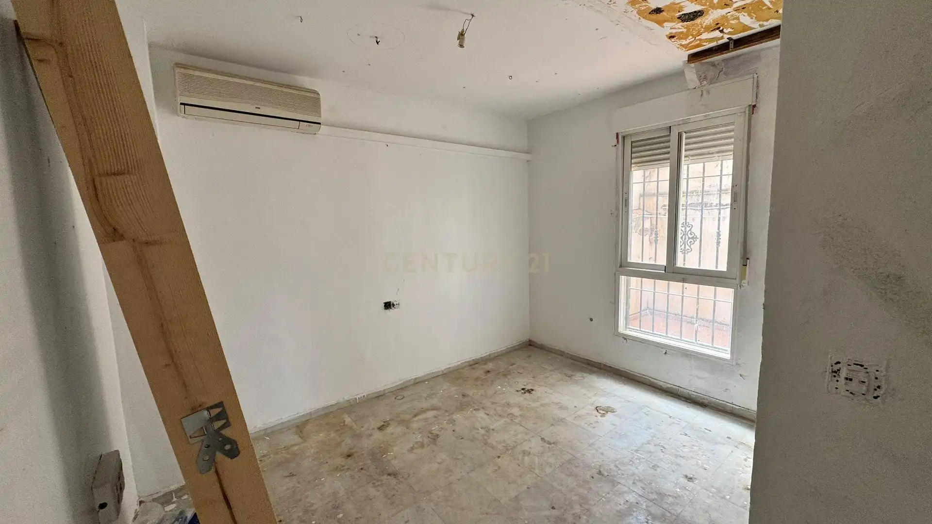 Dormitori de Apartament en venda en Cenes de la Vega amb Alarma