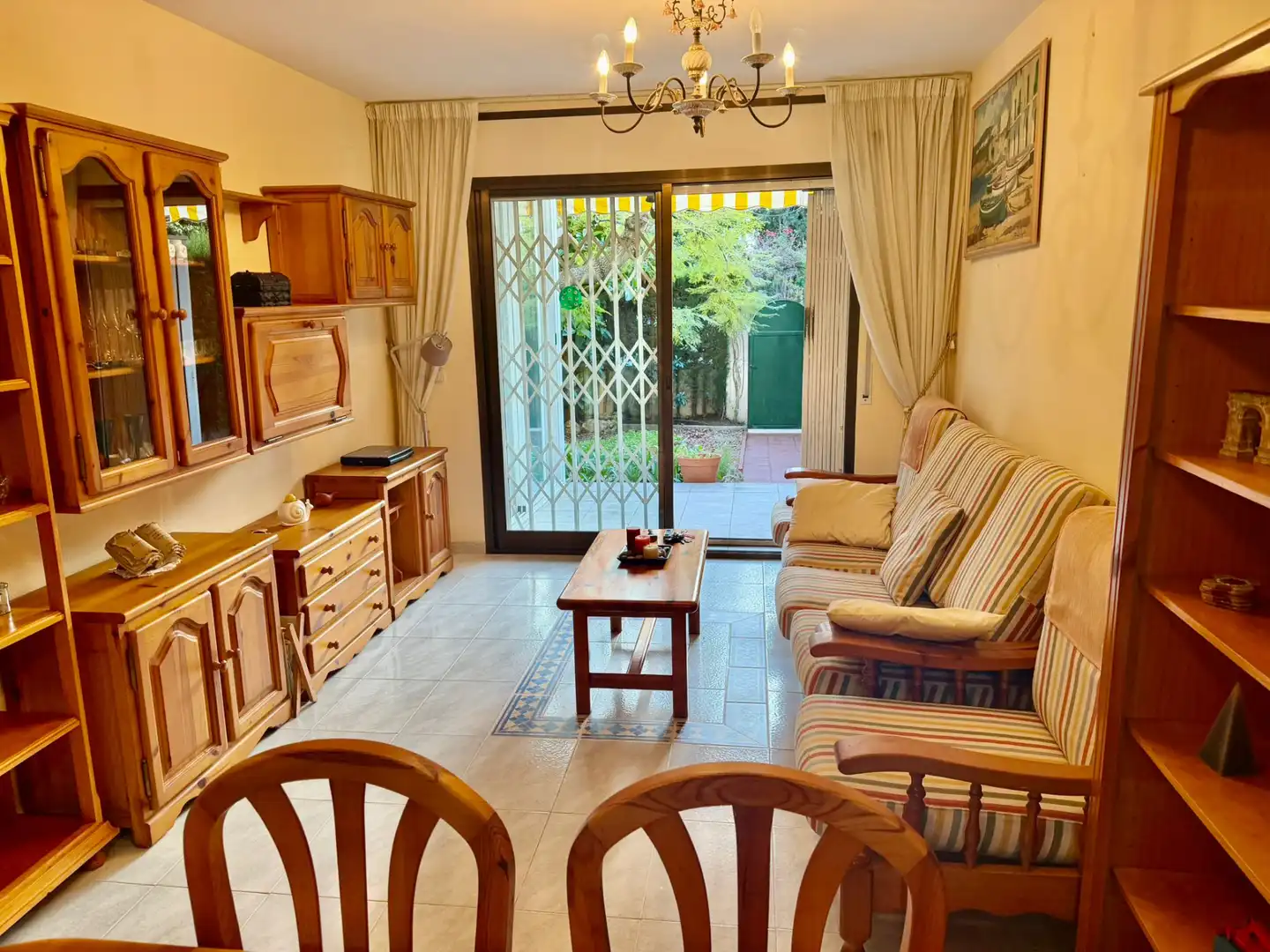 Sala d'estar de Planta baixa en venda en Cambrils amb Jardí privat, Terrassa i Traster