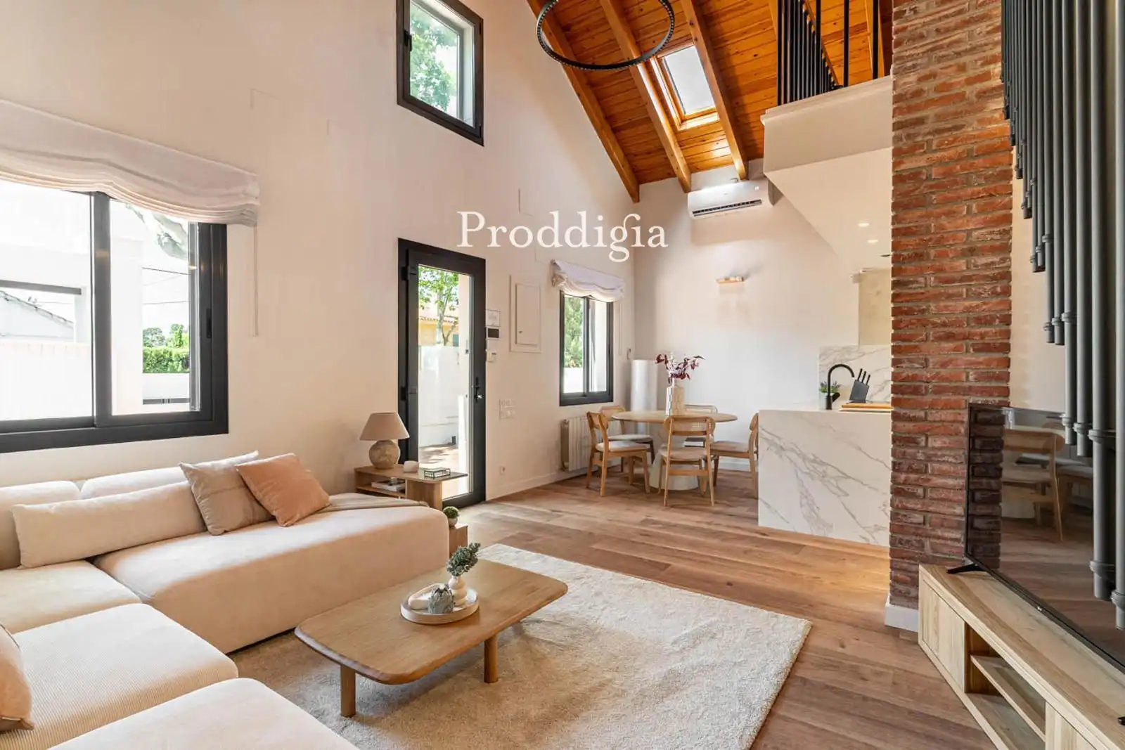 Living room of Houses for rent in Sant Cugat del Vallès  with Air Conditioner, Swimming Pool and Alarm