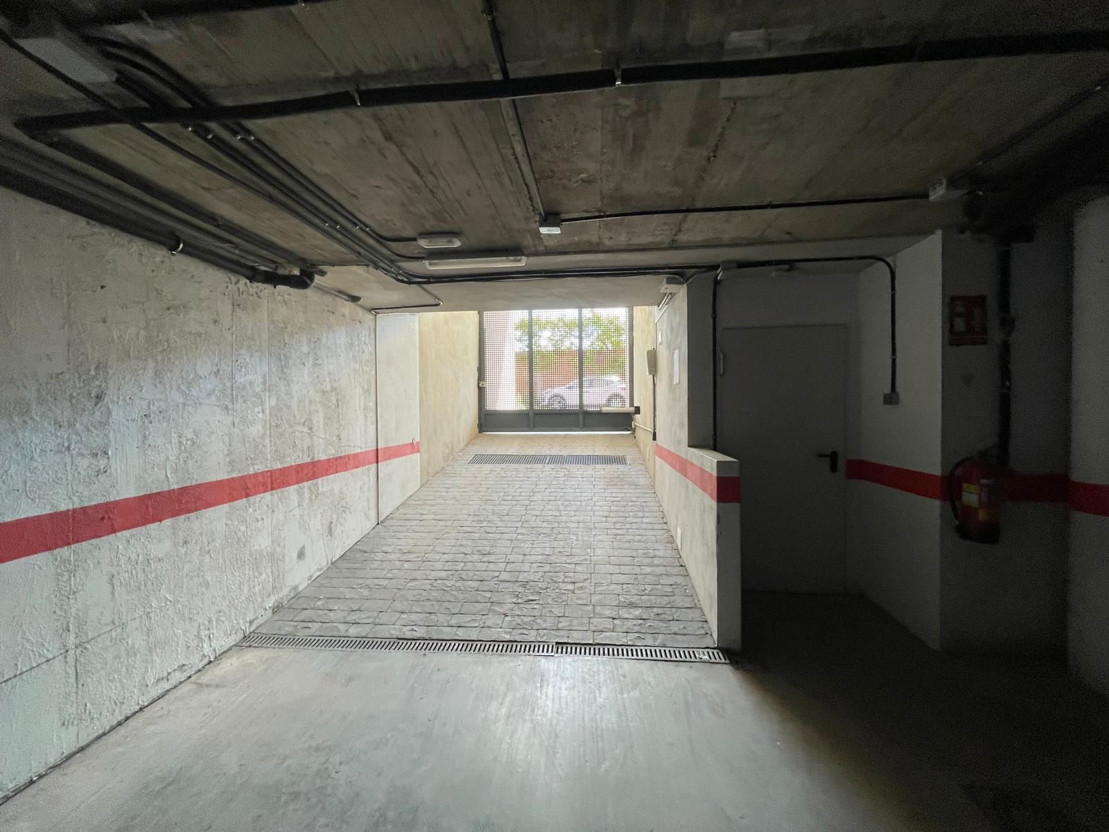 Parking of Garage for sale in  Madrid Capital