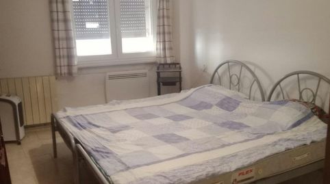 Foto 3 de Casa o chalet de alquiler en Carrer de la Pena, Flix, Tarragona