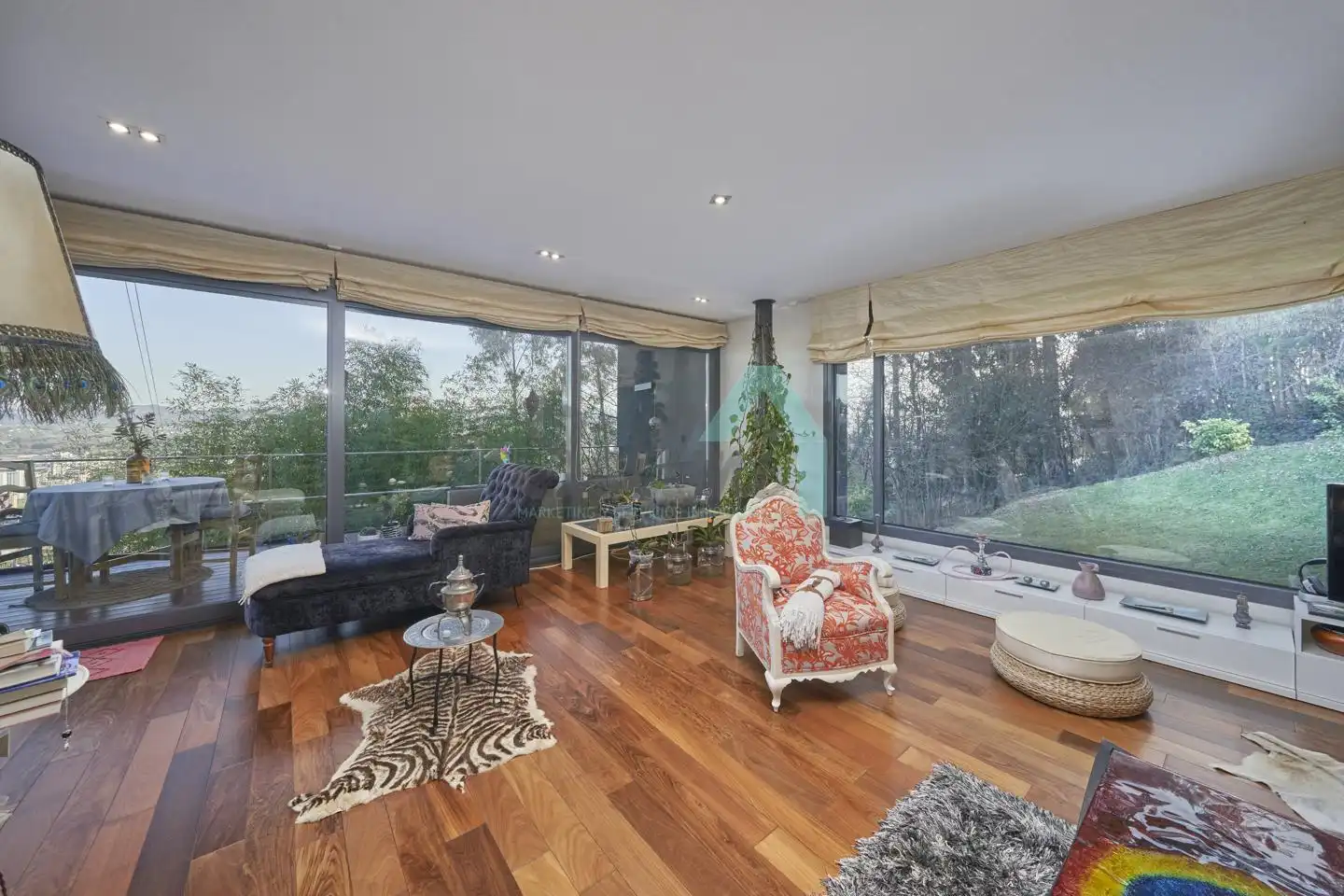 Living room of Houses for sale in Oviedo   with Air Conditioner, Heating and Private garden