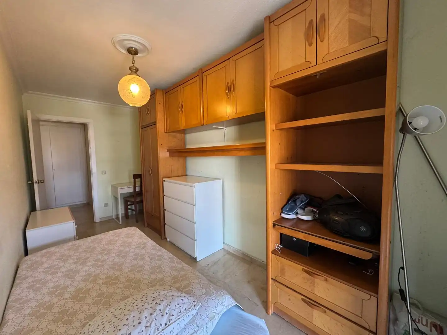 Bedroom of Flat for sale in Sevilla  with Terrace, Storage room and Balcony