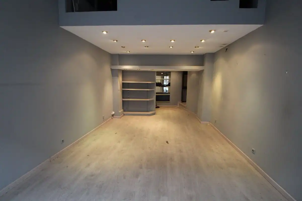 Local en venda en Oviedo 