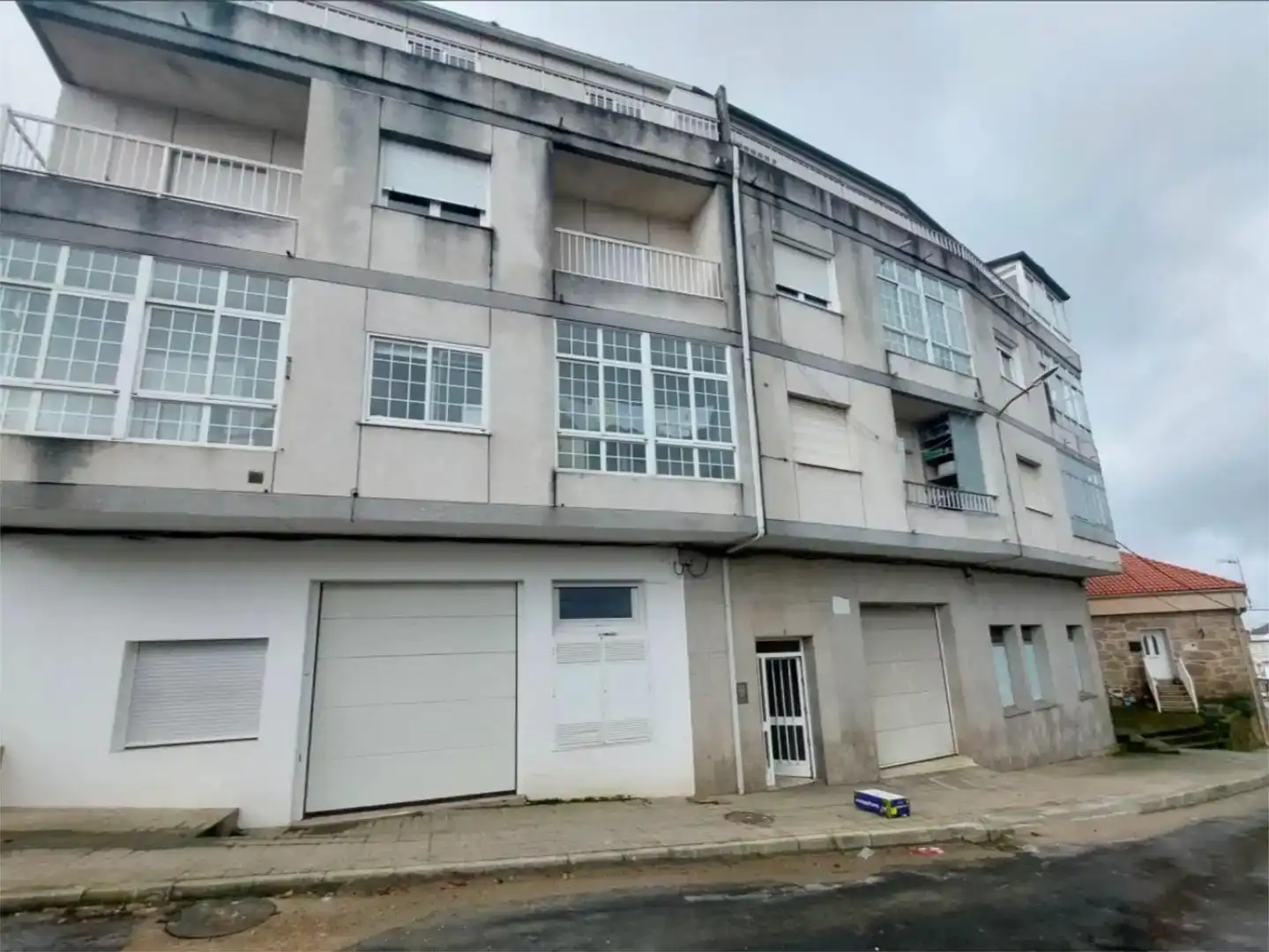 Exterior view of Flat for sale in Castro Caldelas, Ourense