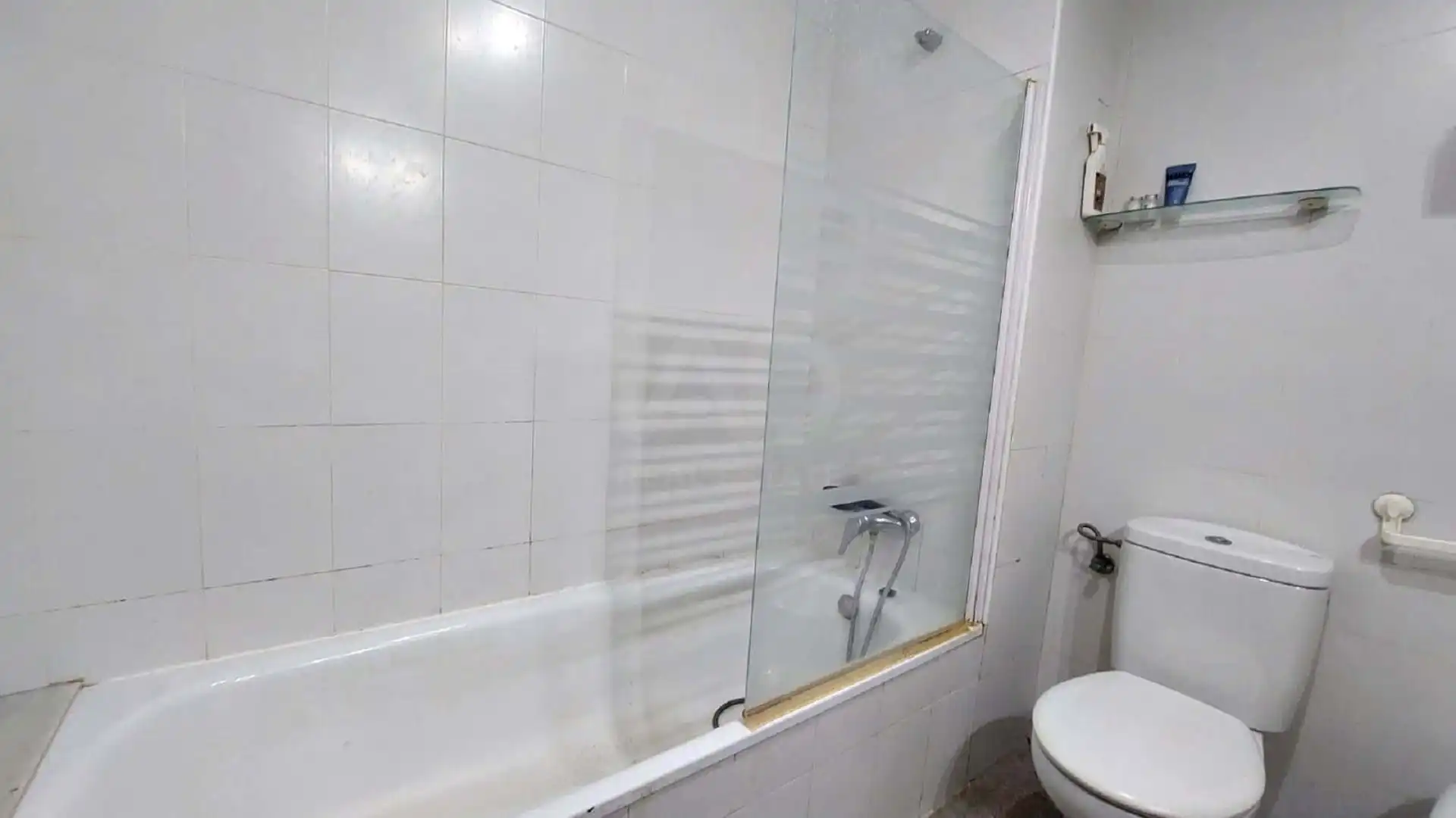 Baño de Piso en venta en Montblanc con Calefacción y Terraza
