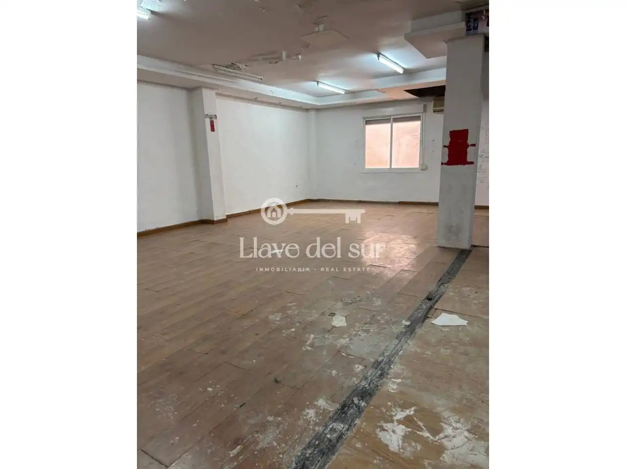 Local comercial de lloguer a Calle Carlos Marín Menú, imagen 3