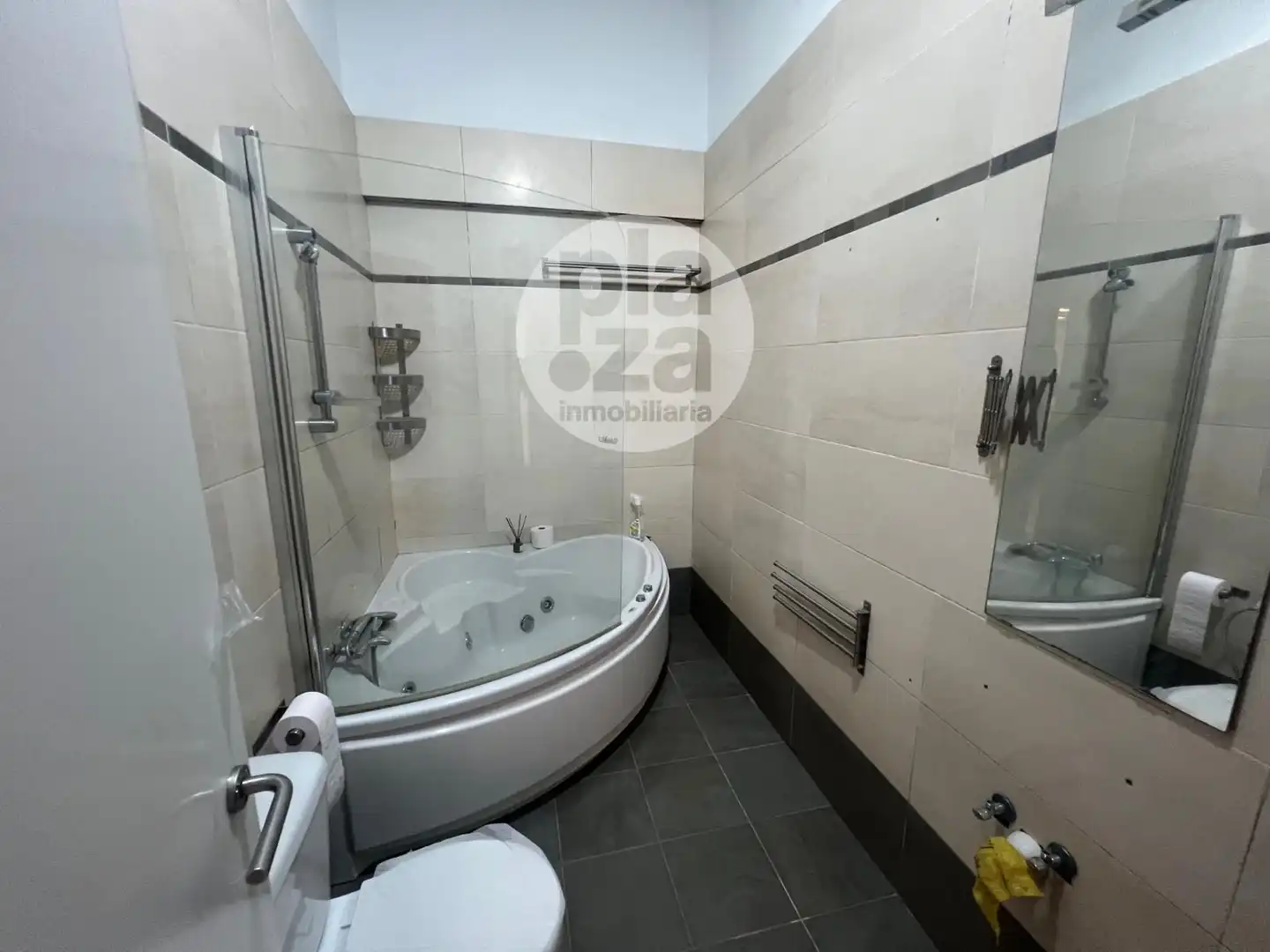 Bathroom of Flat for sale in Burgos  with Air Conditioner and Heating