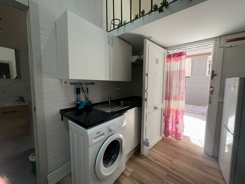 Kitchen of Flat for sale in  Madrid Capital  with Storage room