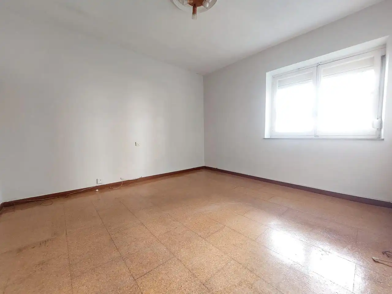 Schlafzimmer von Erdgeschoss zum Verkauf in Gijón  mit Heizung und Abstellraum