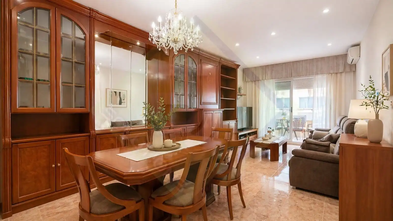 Piso en venta en CAMI RAL, Eixample