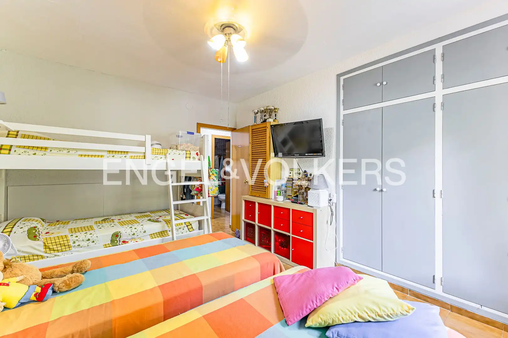 Habitación de Casa adosada en venta en Tarragona con Calefacción, Jardín privado y Terraza