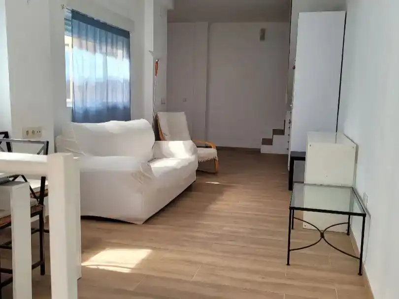 Sala d'estar de Dúplex en venda en Buñol amb Aire condicionat, Moblat i Balcó