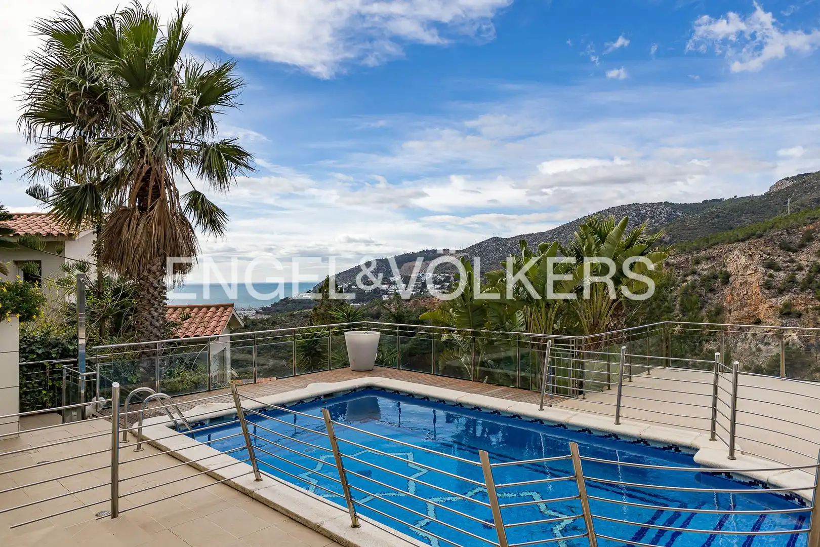 Casa o xalet en venda a Les Botigues de Sitges