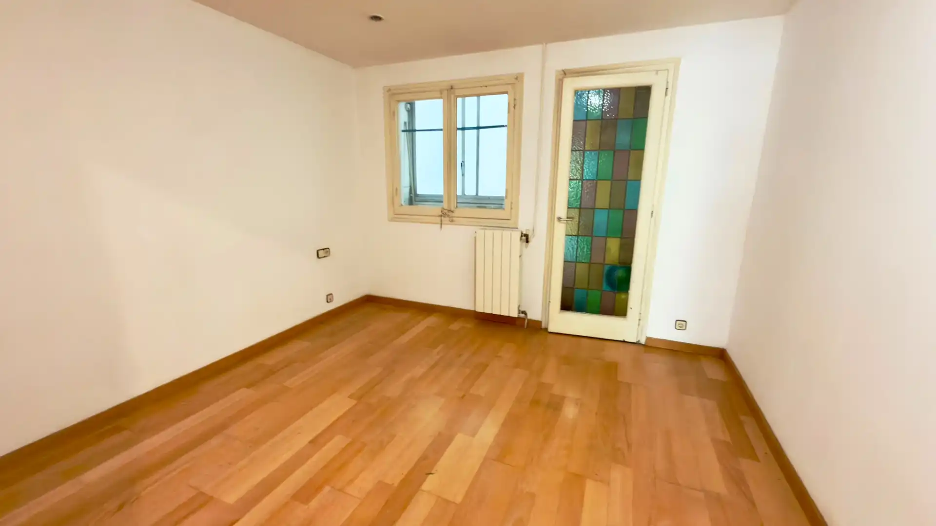 Piso en venta en Barcelona con Calefacción, Parquet y Trastero