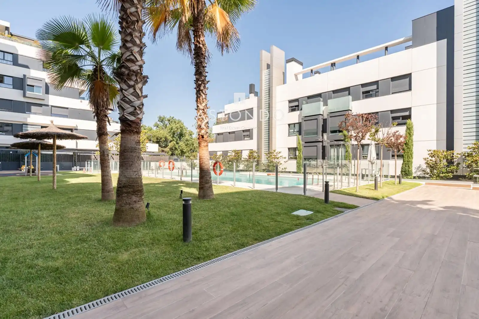 Außenansicht von Wohnung zur Miete in Madrid mit Klimaanlage, Heizung und Terrasse